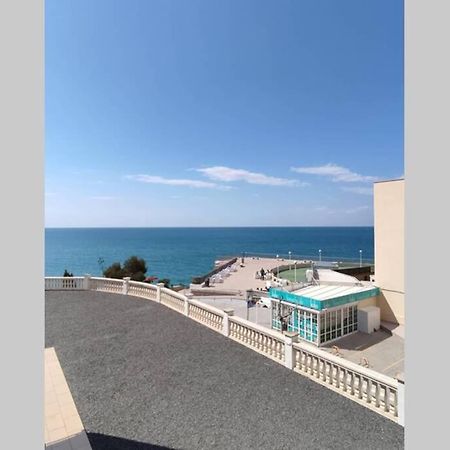 Paradis Salou, Centro Turistico, Wifi, Piscina, Vistas Al Mar エクステリア 写真